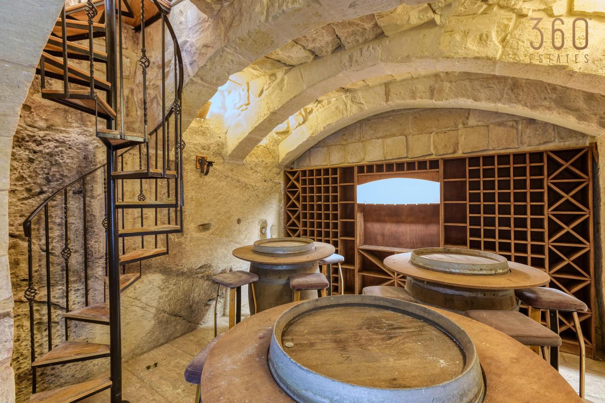 Spacious 4Br Home With Wine Cellar In Zebbug By 360 Estates Exterior photo