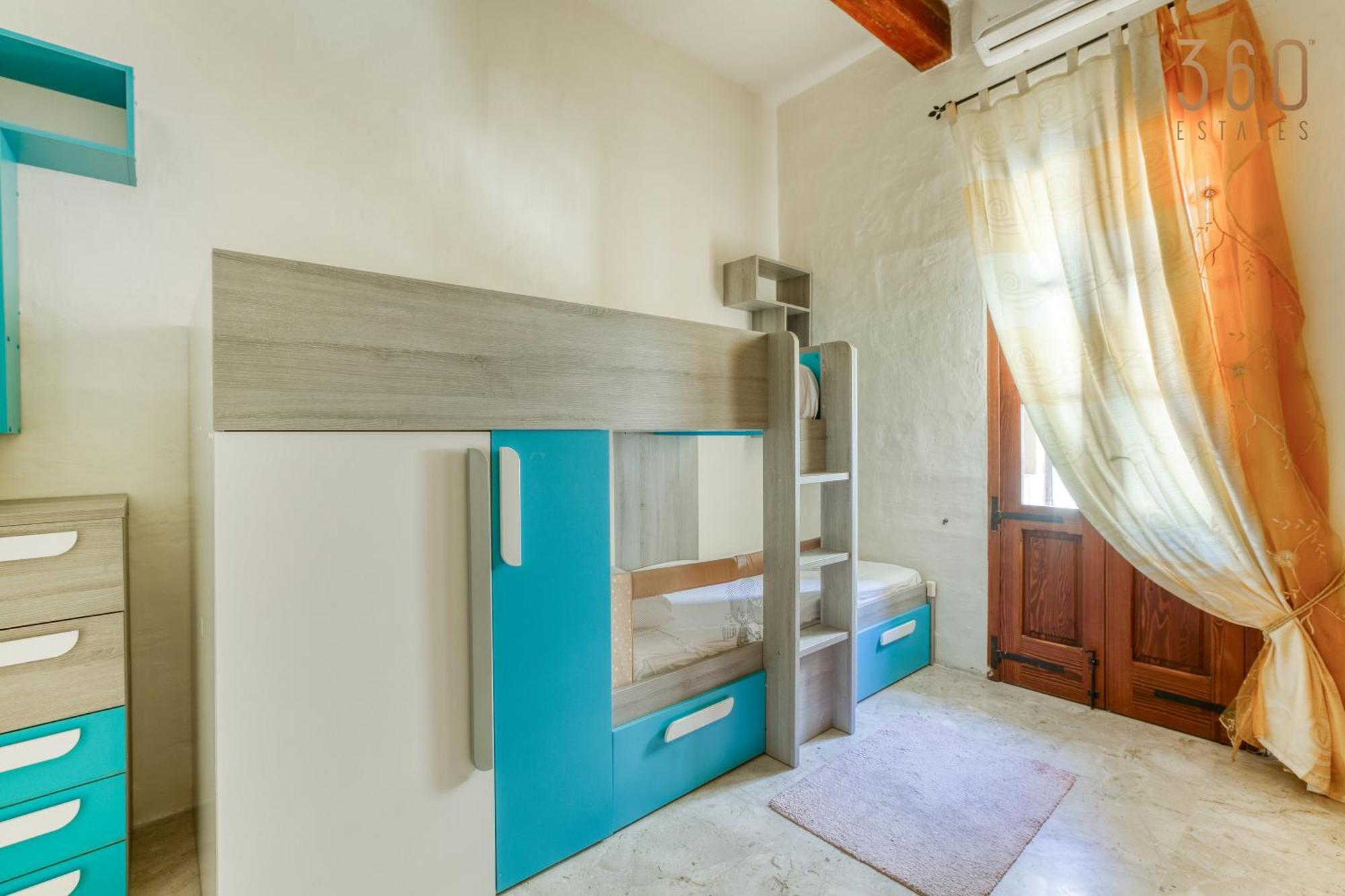 Spacious 4Br Home With Wine Cellar In Zebbug By 360 Estates Exterior photo