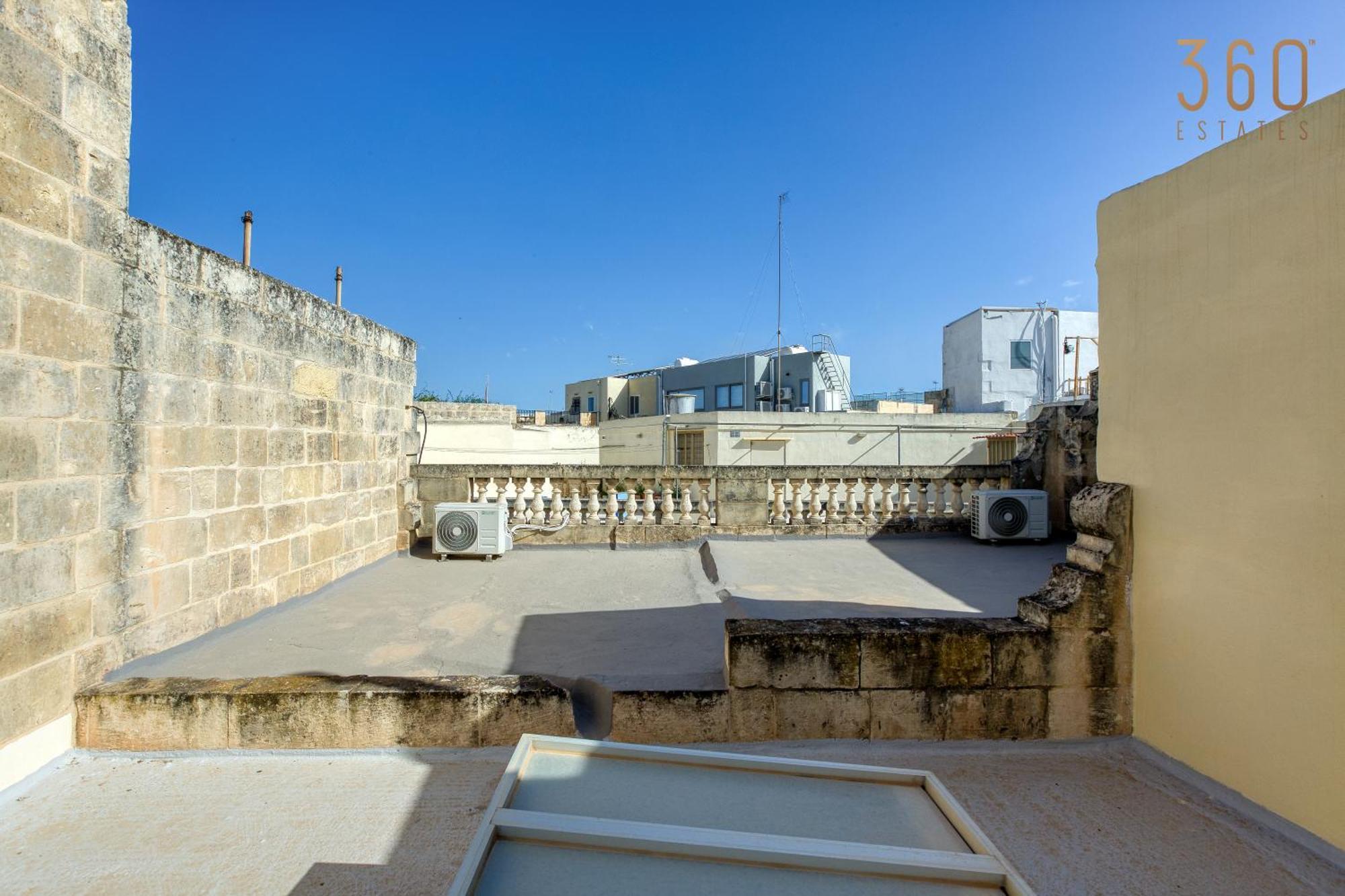 Spacious 4Br Home With Wine Cellar In Zebbug By 360 Estates Exterior photo